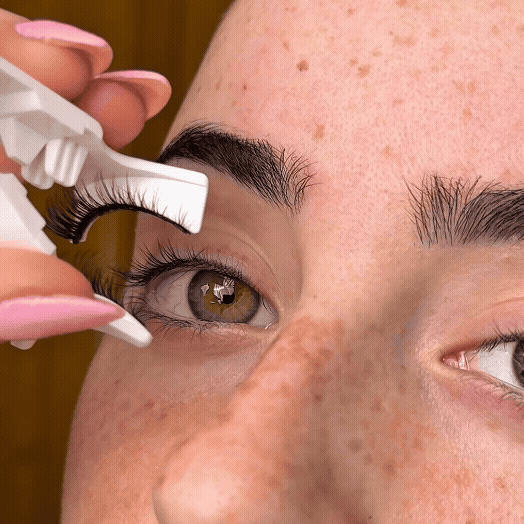 Glow SkinCo™ Magnetic Lashes With Applicator